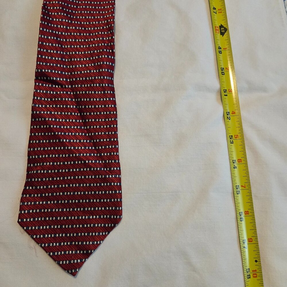 Lord & Taylor Tie Great Condition